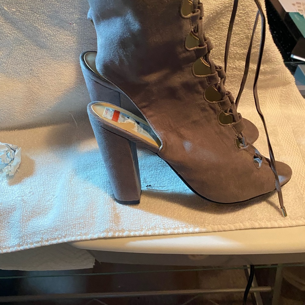 Grey tie up sandal!! 5 inch heel!!